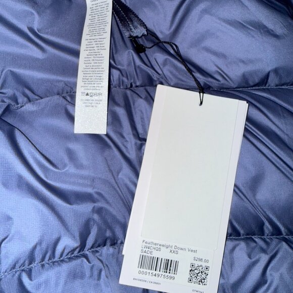 Lululemon Featherweight Down Vest (Size XXS but runs big) in Shade - Picture 13 of 16